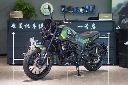 贝纳利摩托车品牌>幼狮 Leoncino 250报价车型图片-摩托范