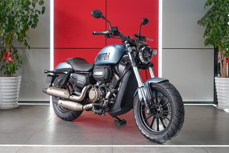 QJMOTOR摩托车品牌>闪300报价车型图片-摩托范