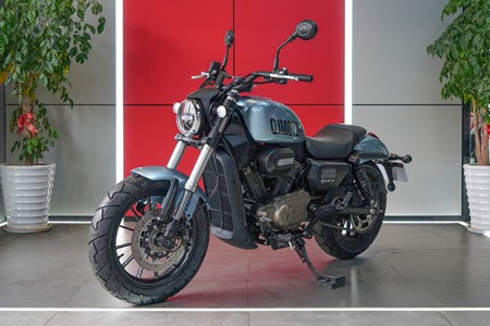 QJMOTOR摩托车品牌>闪300报价车型图片-摩托范