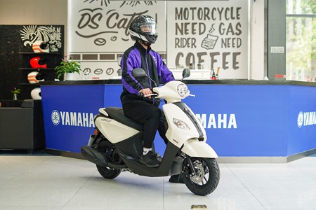 建设雅马哈摩托车品牌>巧格i报价车型图片-摩托范-哈罗摩托