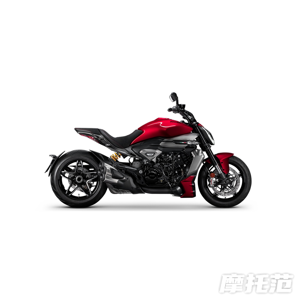 XDiavel V4