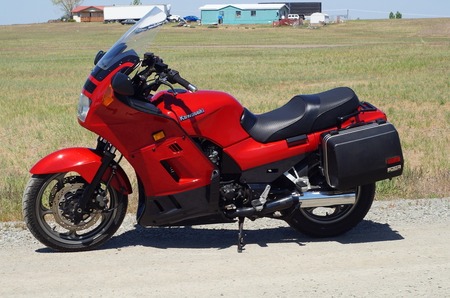 川崎摩托车品牌>gtr 1000报价车型图片-摩托范-哈罗摩托