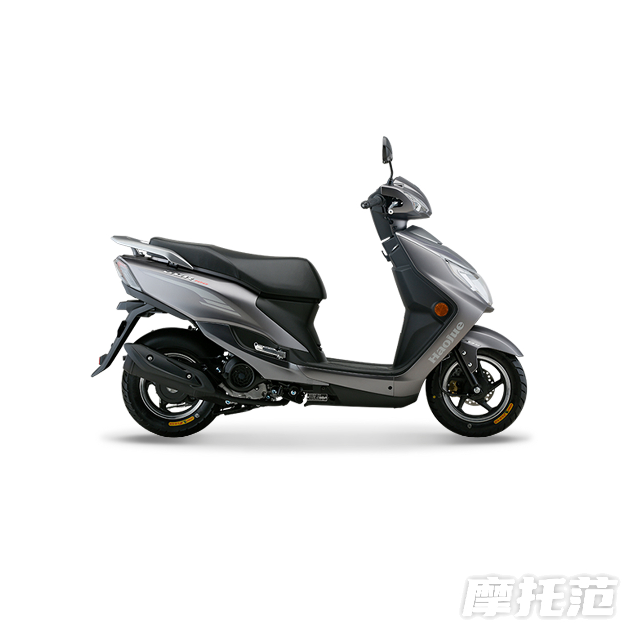  UCR100