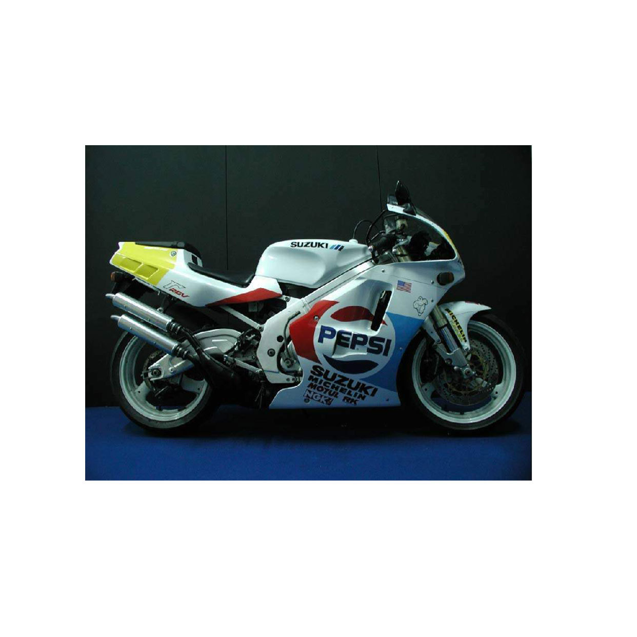  RGV 250 Pepsi Replica