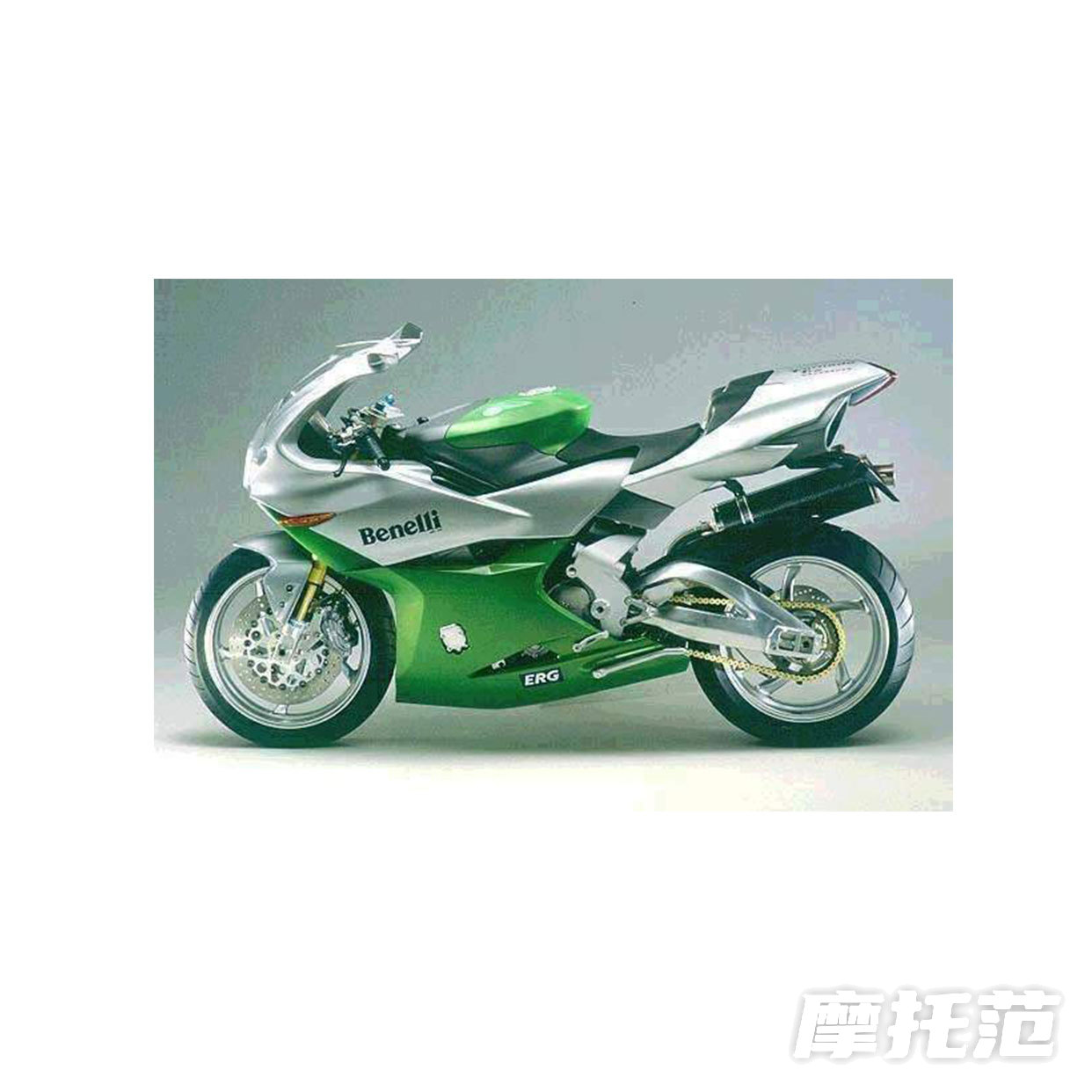 Tre 899S Tornado