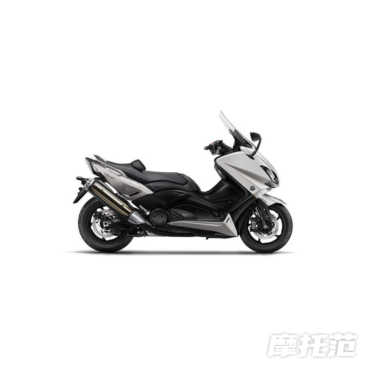 TMAX 530